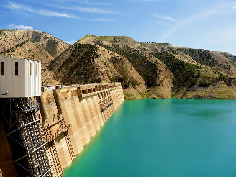 Les récentes précipitations revigorent les réserves d'eau des barrages, mais des défis persistent dans la gestion hydrique du pays	
