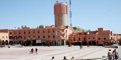 Tourisme    Ouarzazate agonise à cause de son enclavement et de l’absence de promotion