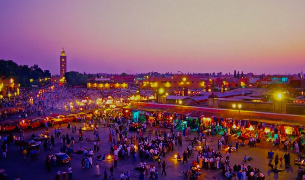 Tourisme au Maroc : recettes record de 87,6 MMDH et 13,5 millions de visiteurs à fin août 2025