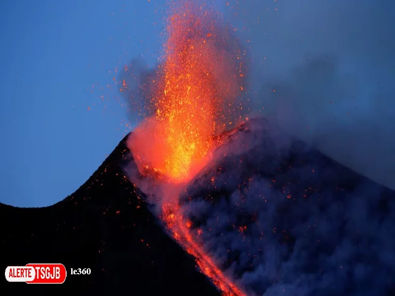 ALERTE TSGJB Indonesie : l’eruption de l’Anak Krakatau perturbe les vols