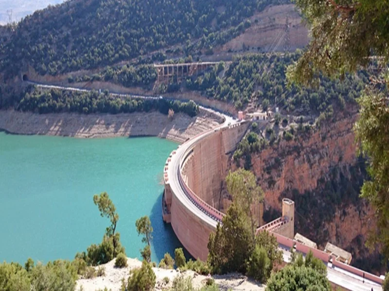 Sécheresse a Béni Mellal-Khénifra : Crise de l'eau et solutions 