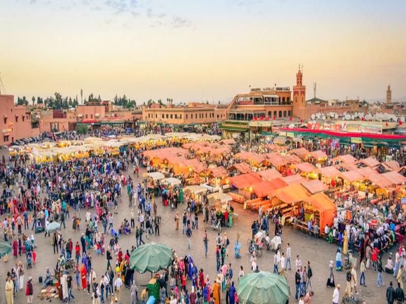 Marrakech: la place Jemâa El Fna s’apprête à faire peau neuve