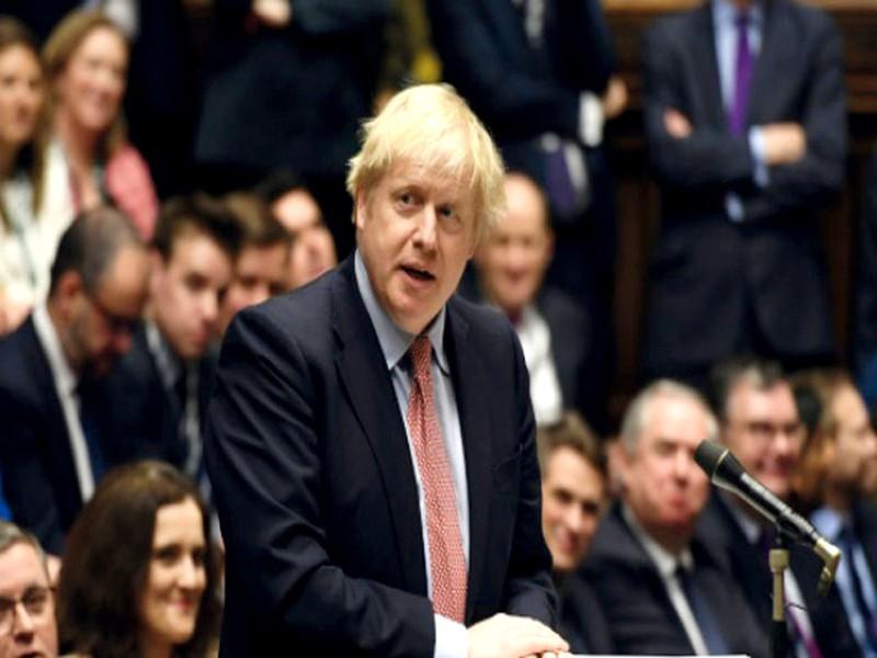 Le Parlement lance l’adoption de l’accord de Brexit de Johnson 