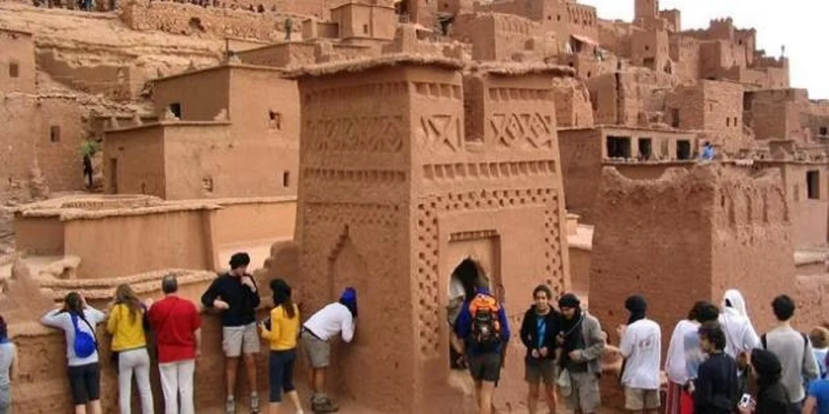 Vacances estivales: les Marocains s’insurgent contre la cherté des prestations