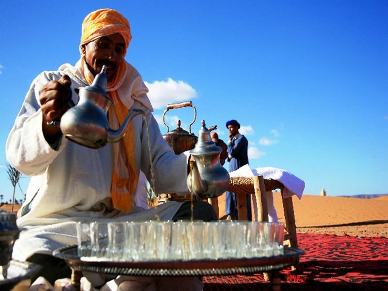 Tourisme et image de marque Le Maroc touristique et l'autre Maroc