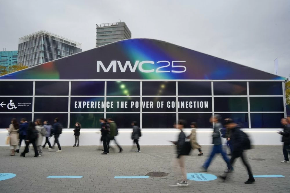 MWC Barcelone : l’IA et la guerre commerciale secouent la tech