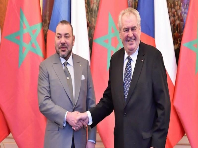 Le Roi Mohammed VI reçu par le président tchèque