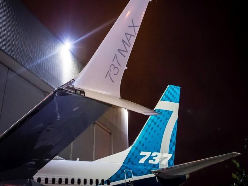 Boeing 737 MAX : le constructeur avait caché les défauts de conception aux pilotes et aux régulat