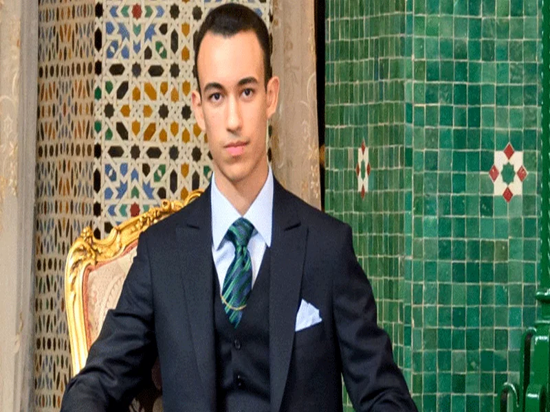 Le Prince Héritier Moulay El Hassan accueille les enfants maqdessis au Palais Royal de Tétouan dans le cadre des colonies de vacances de l'Agence Bayt Mal Al-Qods