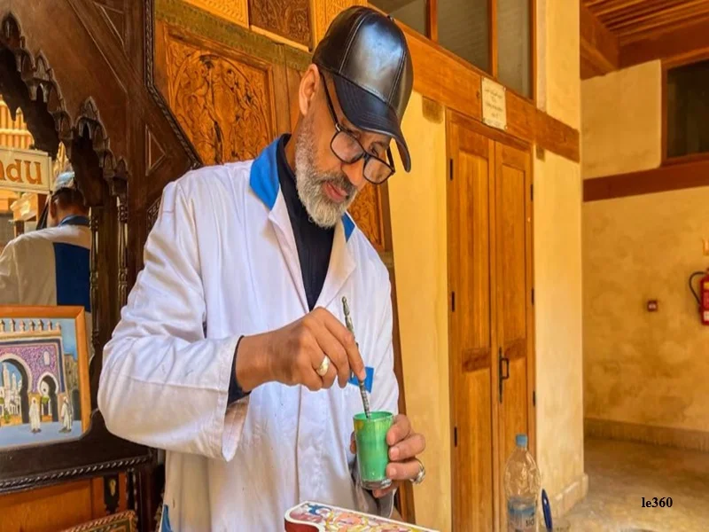 Zouaq marocain : l’art ancestral de la sculpture et peinture sur bois a Fes face au defi de transmission
