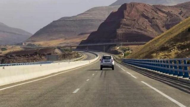 Un partenariat public-privé envisagé pour le projet d’autoroute Fès-Marrakech