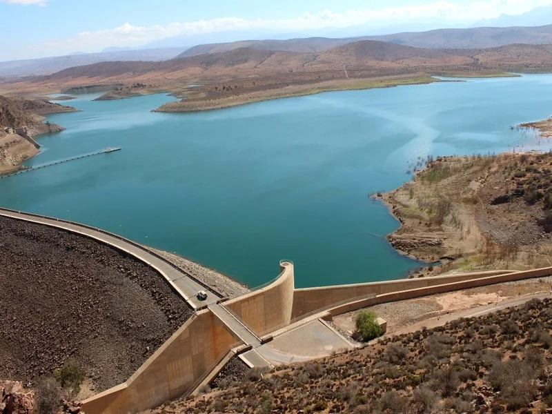 Rebond des réserves hydriques : le barrage Mansour Eddahbi gagne 7,23 millions de m³ en une nuit