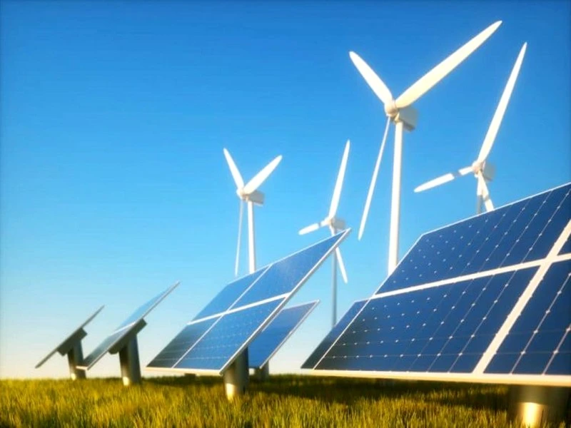 PLF 2024 : La réduction de la TVA pour les énergies renouvelables suscite le débat