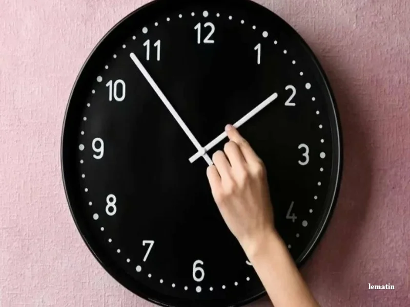 GMT+1 au Maroc : une enquete revele un impact negatif sur le sommeil, l’ecole et le pouvoir d’achat