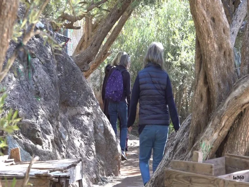 Imouzzer Ida Outanane : routes degradees et tourisme en difficulte 