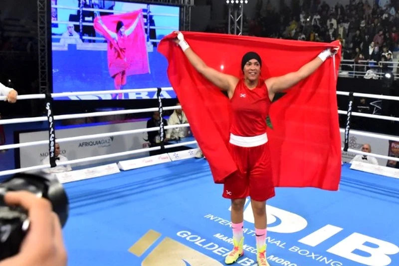 La Marocaine Khadija El Mardi sacrée championne du monde de boxe