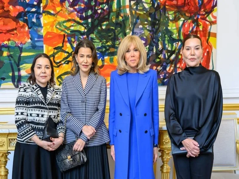 Les Princesses Lalla Meryem, Lalla Asmae et Lalla Hasnaa invitées à un déjeuner au Palais de l'Élysée par Mme Brigitte Macron