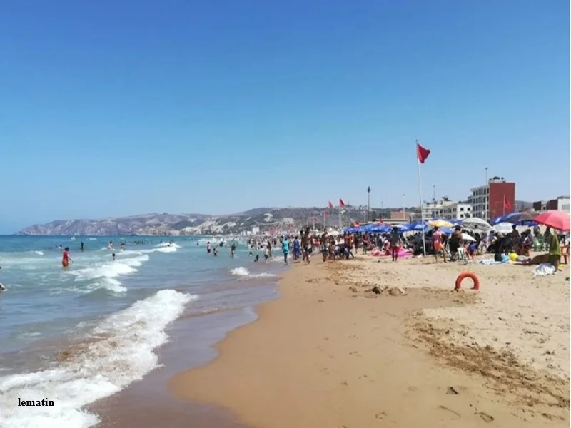 Plages au Maroc : qualite des eaux et du sable en amelioration malgre la pollution plastique 