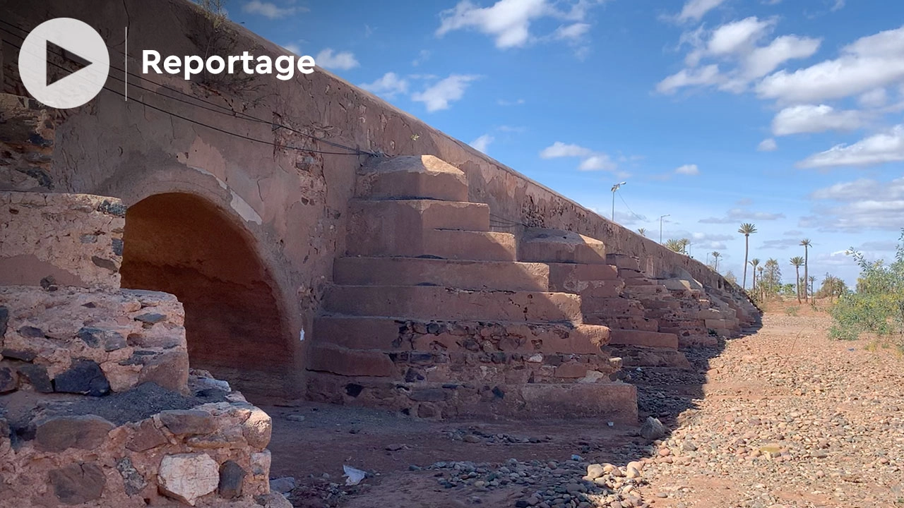 Marrakech: à cause des véhicules qui y roulent, un pont historique en grand danger... L'effondreme