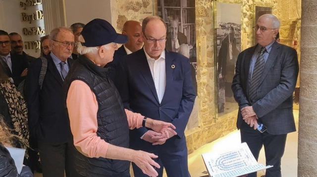 Essaouira: le Prince Albert II de Monaco visite Bayt Dakira, espace dédié à la mémoire judéo-marocaine