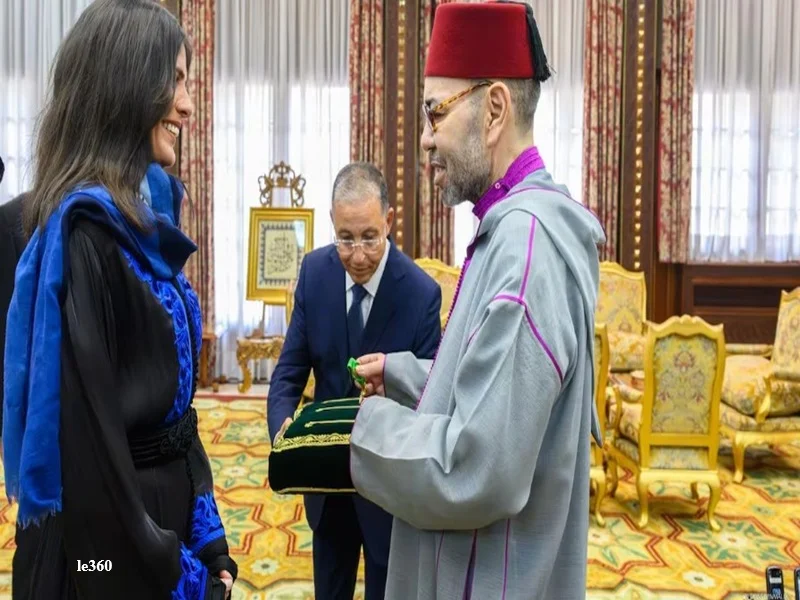 ALERTE TSGJB Mohammed VI decore l’alpiniste marocaine Nawal Sfendla apres son exploit sur l’Everest et le Lhotse 