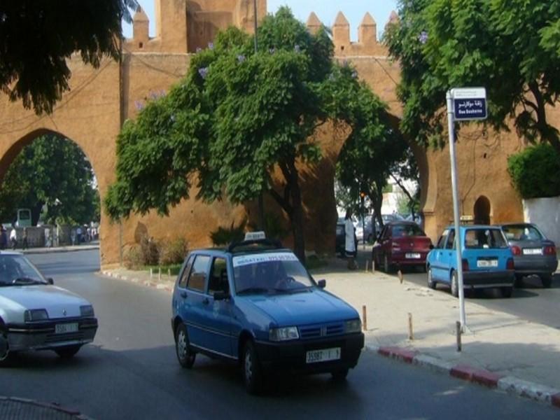 Après Casablanca, des petits taxis à Rabat transportent aussi des malades gratuitement