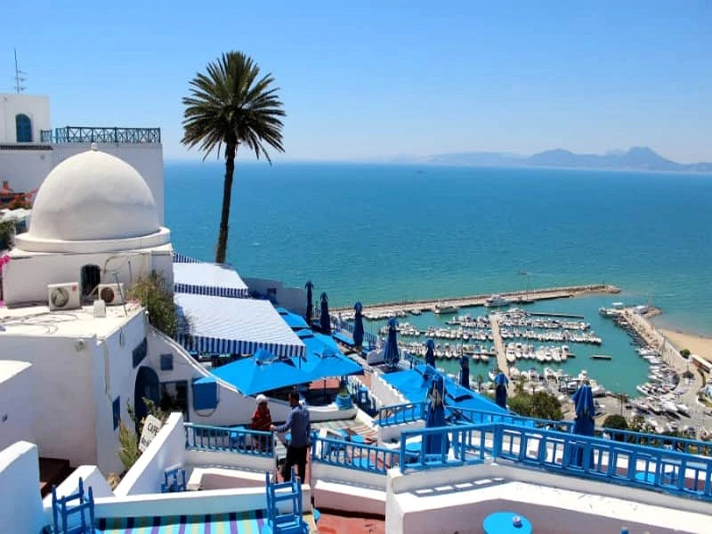 Un touriste dépense deux fois plus au Maroc qu’en Tunisie 