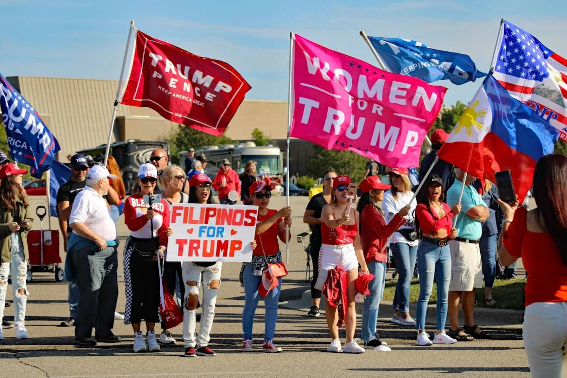 Donald Trump élu 47e président des États-Unis après sa victoire au Wisconsin : retour historique à la Maison Blanche