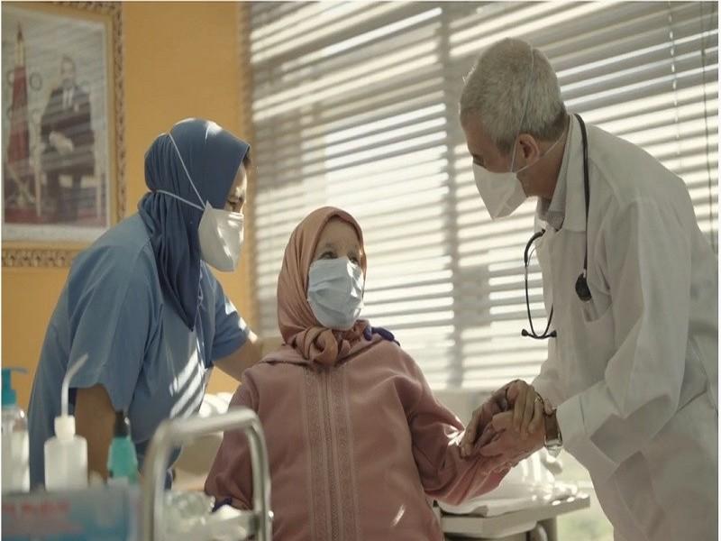 #Maroc_AstraZeneca_dément_les_accusations_d_inefficacité_de_son_vaccin sur les plus de 65 ans